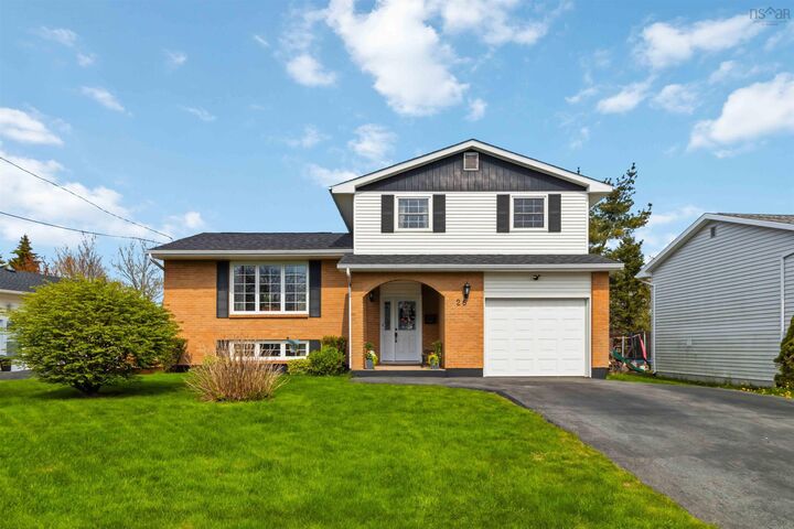 Property Photo: 26 Pondicherry Crescent NS B2W 5C5