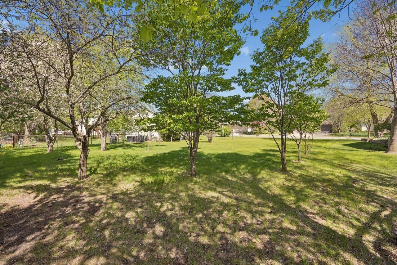 Property Photo: 1716 Southwood Trail MN 56301