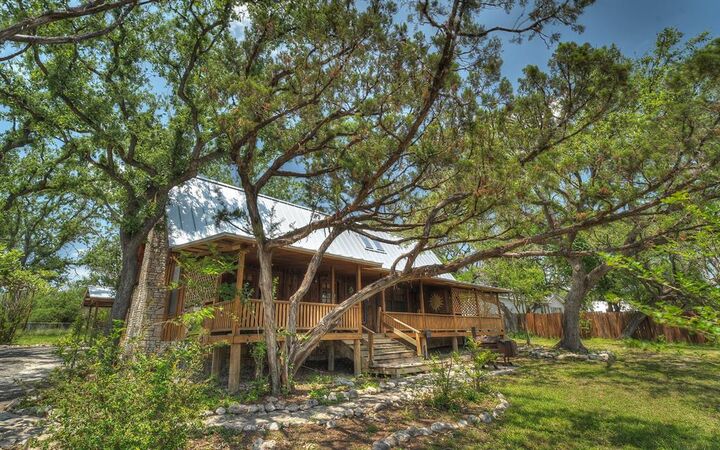 Property Photo:  191 Oak Hill Drive  TX 78873 