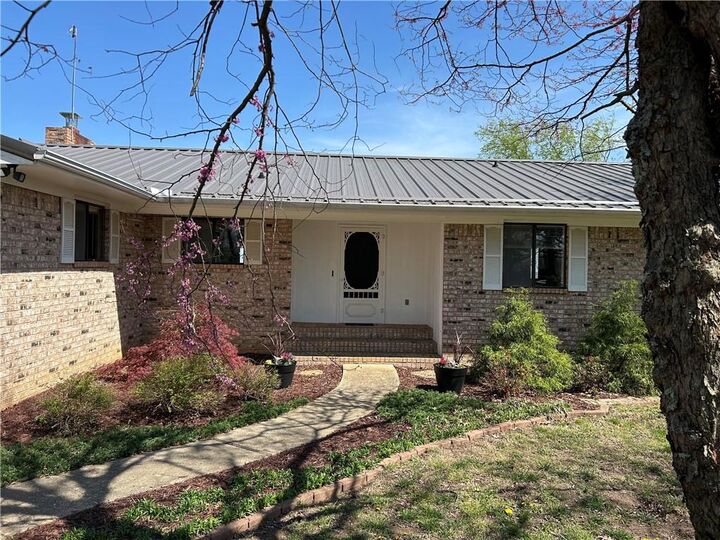 Property Photo: 7239 Orchard Point AR 72601