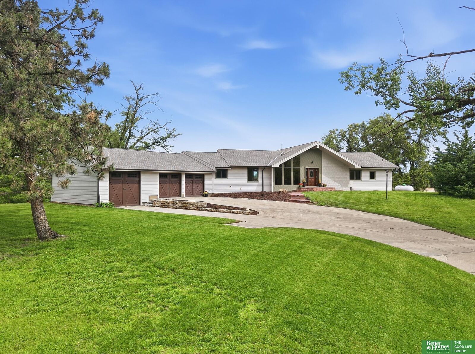 Property Photo:  12706 Cottonwood Lane  NE 68059 