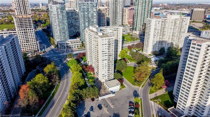 Property Photo:  3590 Kaneff Crescent 2013  ON L5A 3X3 