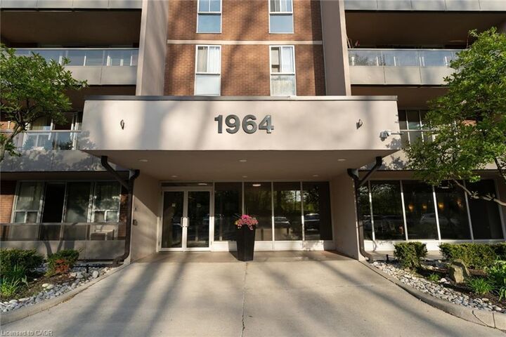 Property Photo:  1964 Main Street W 1104  ON L8S 1J5 