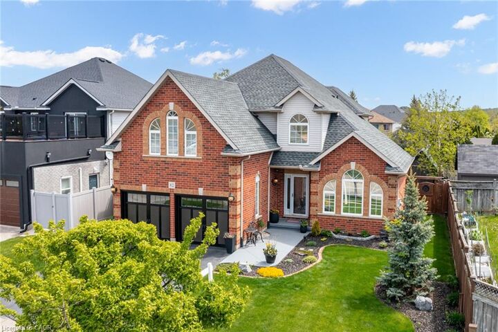 Property Photo:  82 Vansickle Road  ON L2S 3Y6 