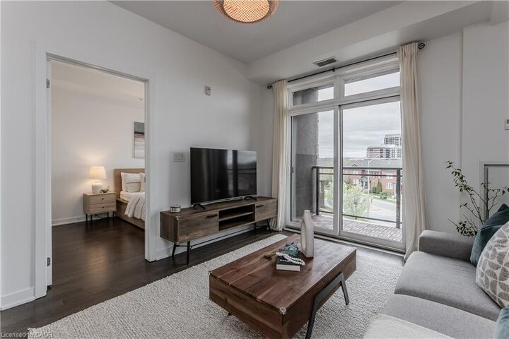 Property Photo:  5010 Corporate Drive 307  ON L7L 0H6 