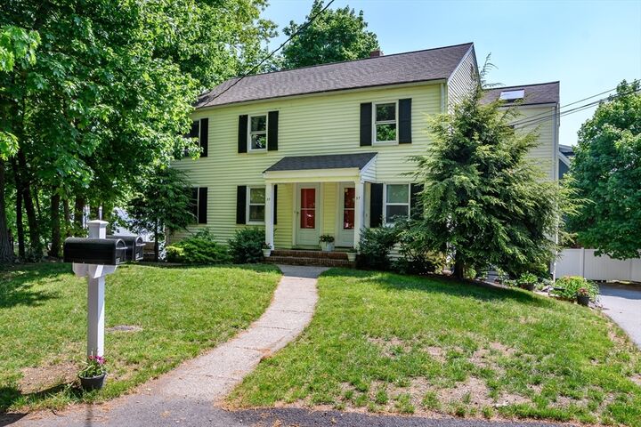 Property Photo: 59 Beacon Street 59 MA 02090