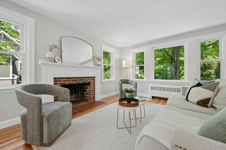 Property Photo: 8 Grant Place MA 02420