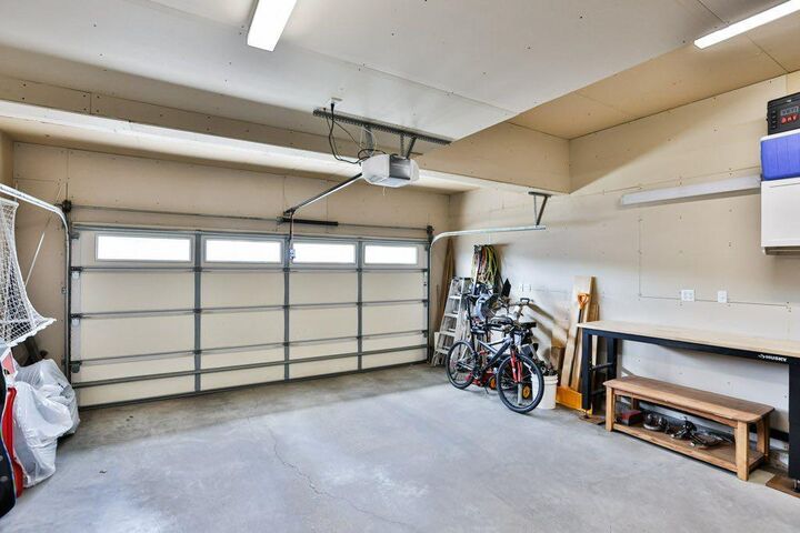 Property Photo:  573 Squamish Lane W  AB T1K 7Z9 