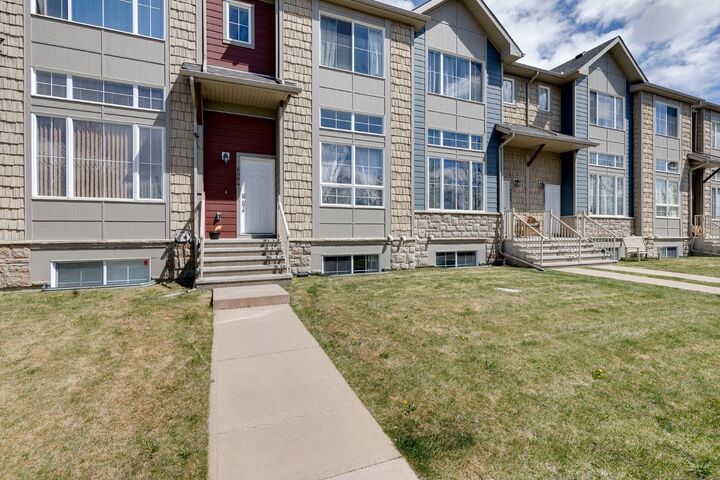 Property Photo:  2370 Bayside Road SW 6004  AB T4B 0N1 