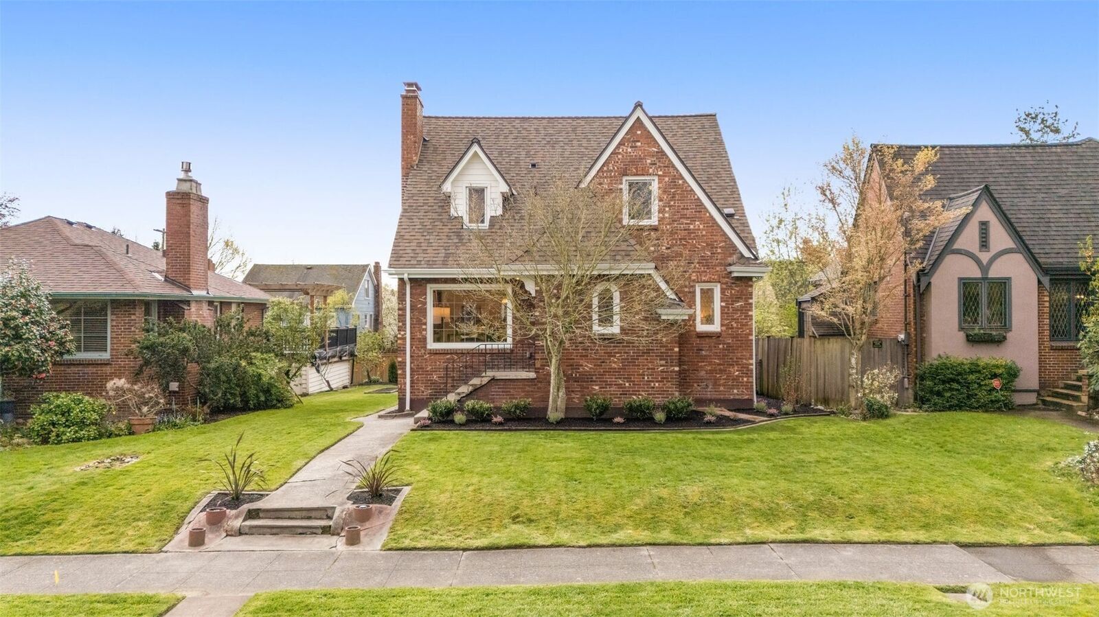 Property Photo:  821 NW 57th Street  WA 98107 
