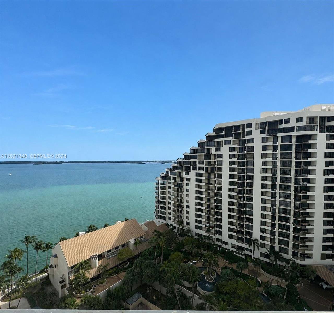 Property Photo:  540 Brickell Key Dr 1801  FL 33131 