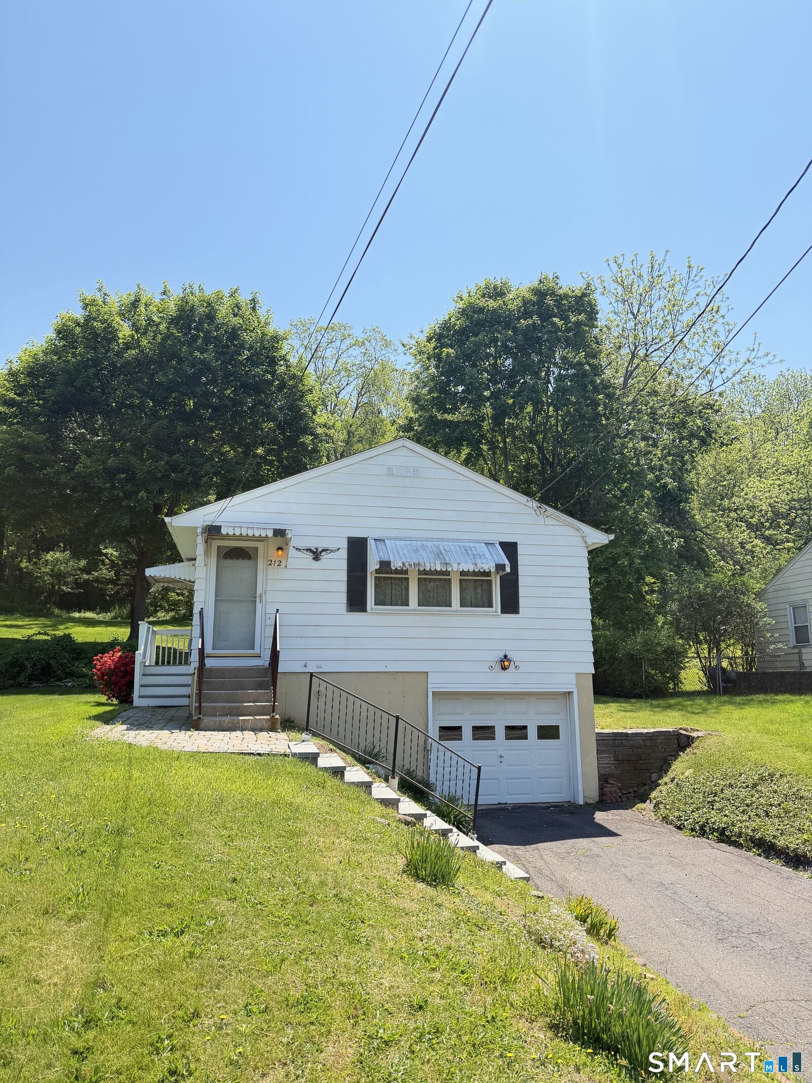 Property Photo: 212 Swain Avenue CT 06450