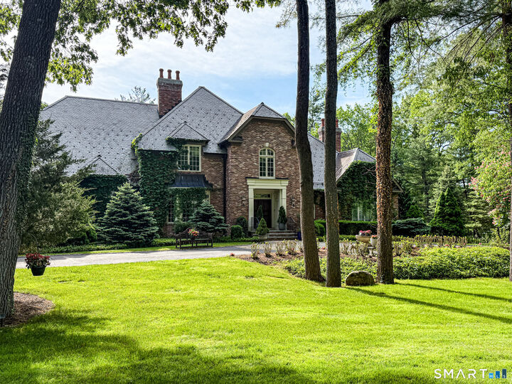 Property Photo:  14 Robkins Road  CT 06001 