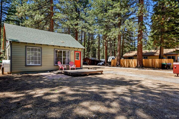 Property Photo:  948 Tata Lane  CA 96150 