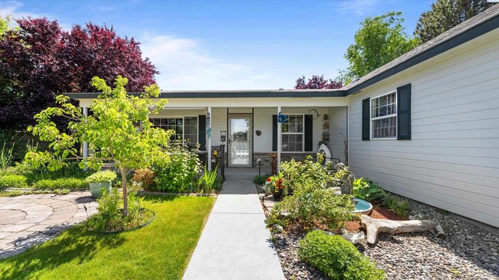 Property Photo:  4110 Hilltop Dr  WA 99301 