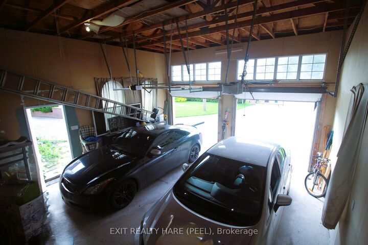 5 Glenbrook Boulevard — photo 1