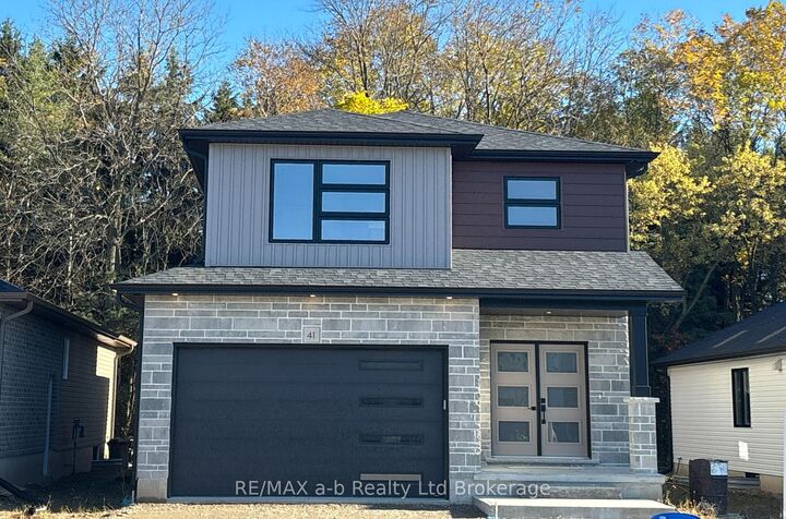 41 Cash Crescent — photo 1