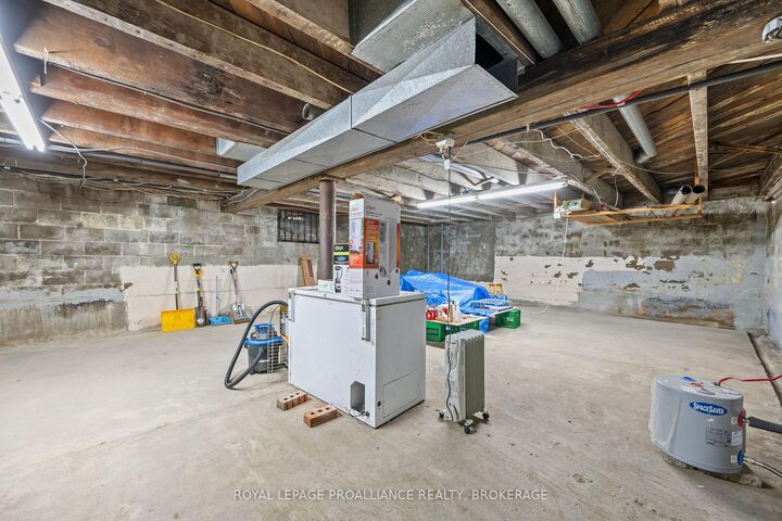 Property Photo: 400 King Street W ON K7G 2G9