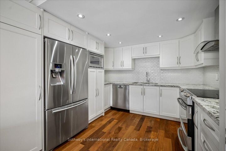2170 Marine Drive 2104 — photo 1