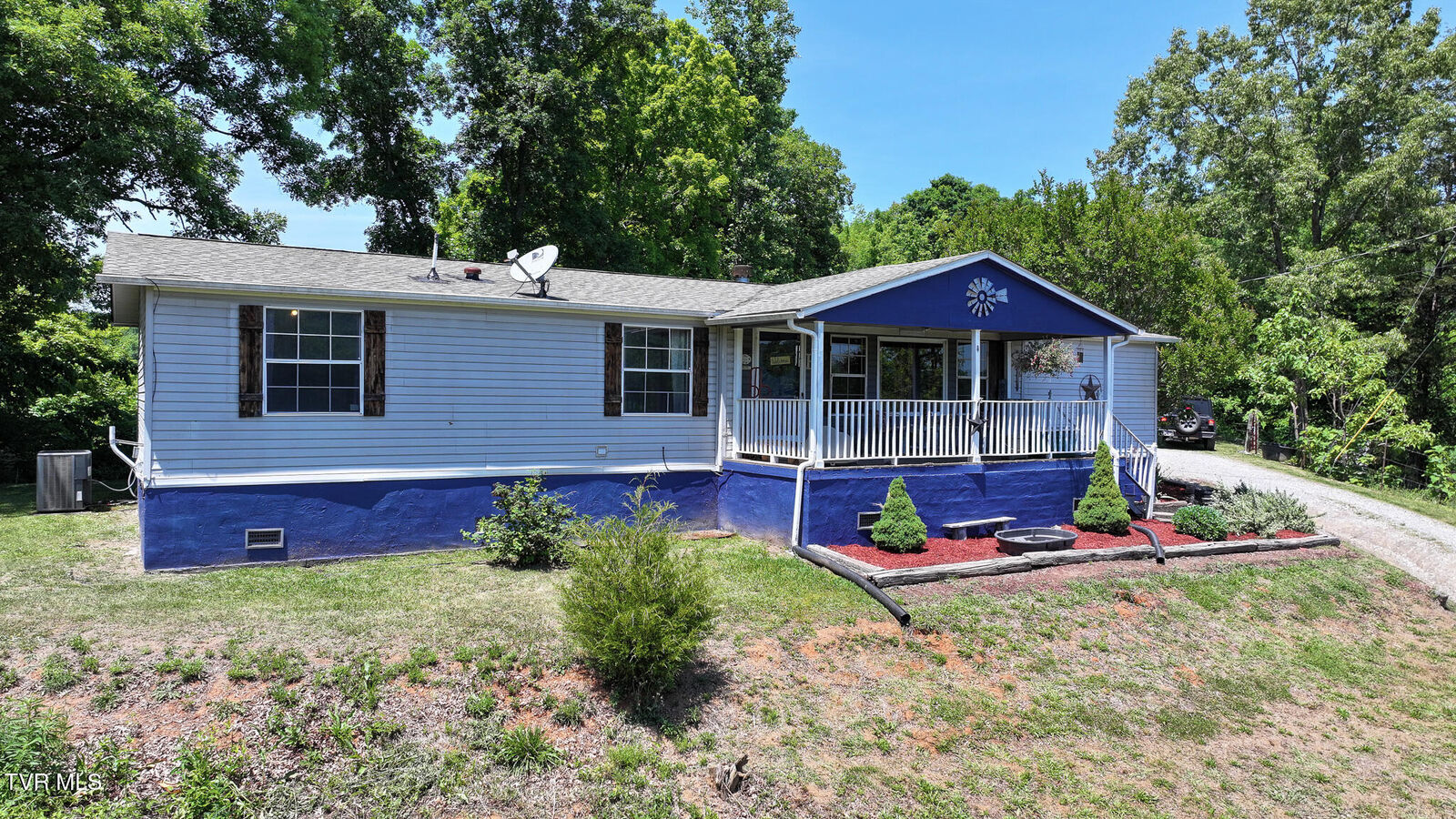 Property Photo:  1475 Davis Valley Road  TN 37616 