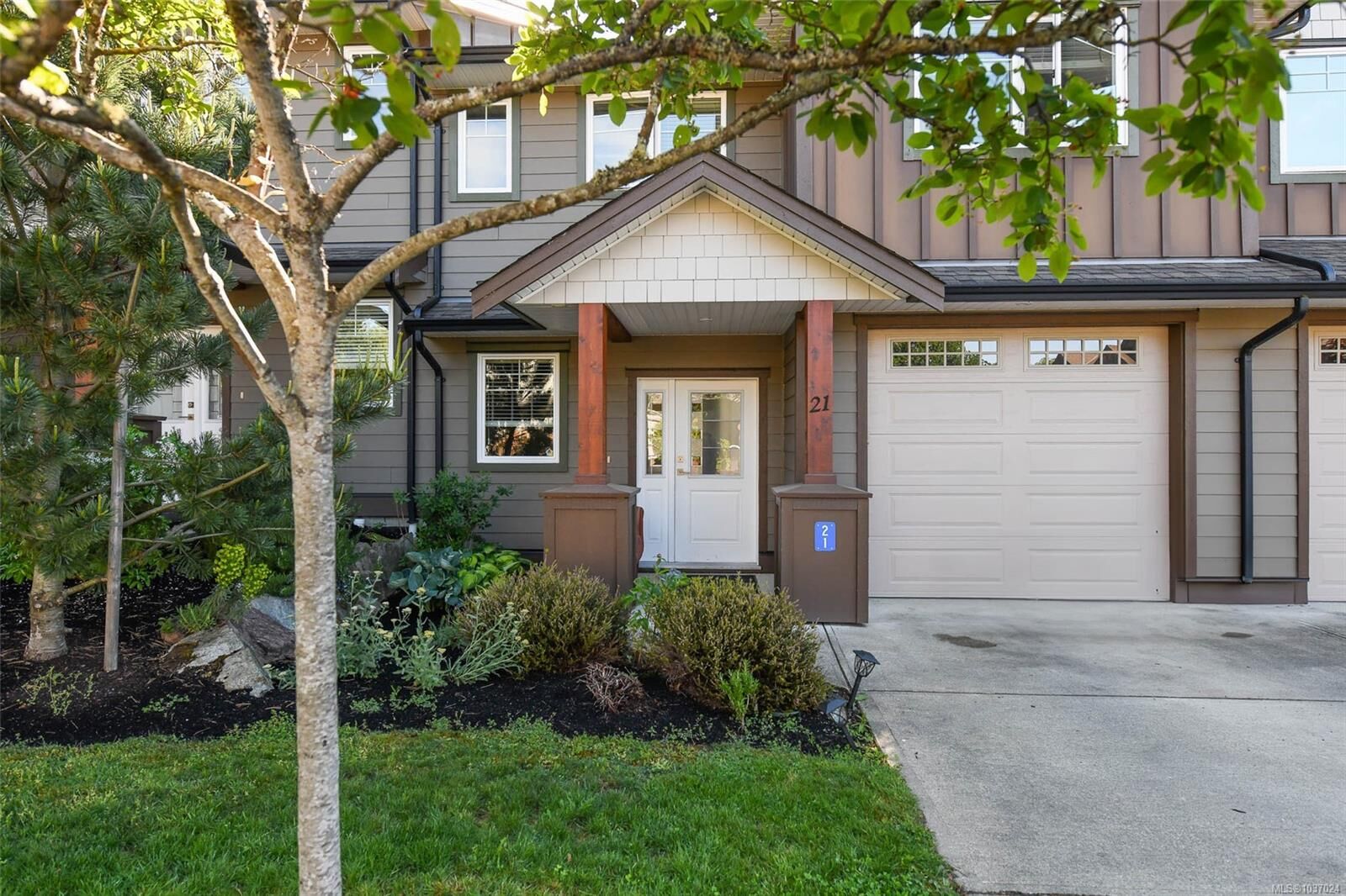 Property Photo:  2030 Wallace Ave 21  BC V9M 1X4 