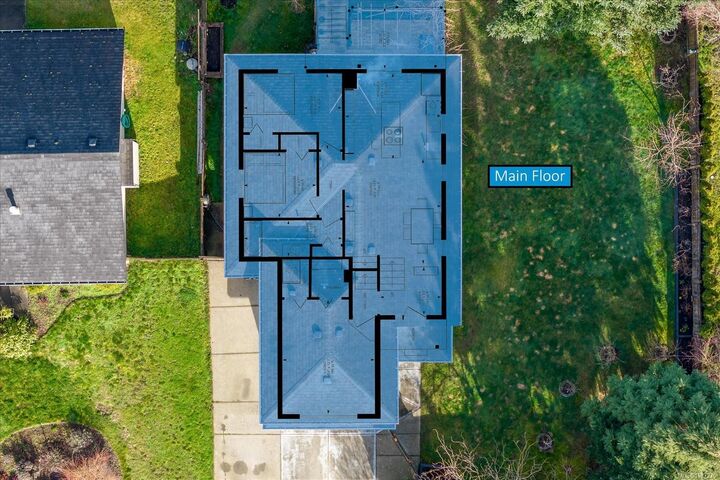 Property Photo:  2121 Lexington Pl  BC V9N 9C5 