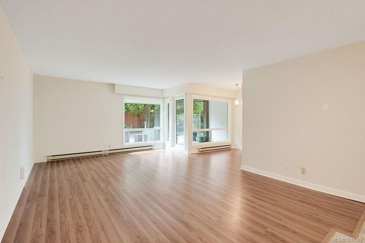 Property Photo:  1725 Cedar Hill Cross Rd 105  BC V8P 2P8 