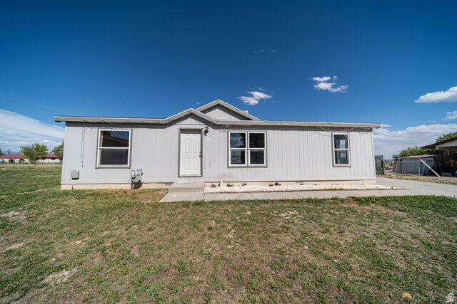 Property Photo:  117 S Maple St  UT 84542 