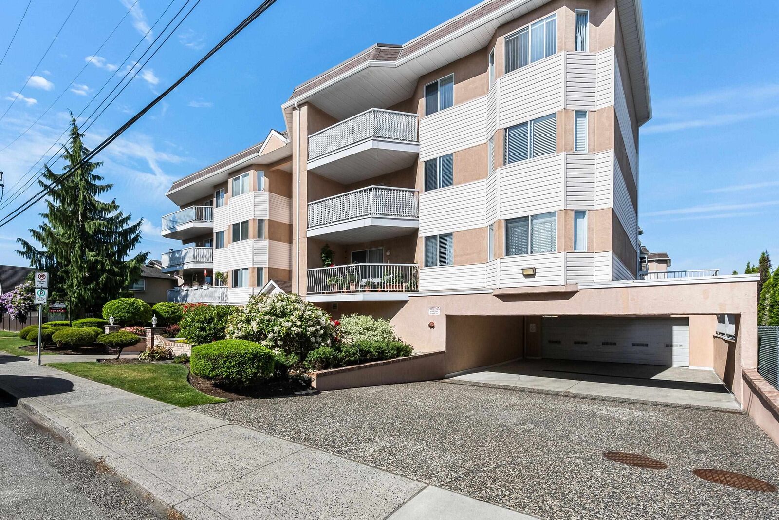 Property Photo: 8985 Mary Street 312 BC V2P 4J4