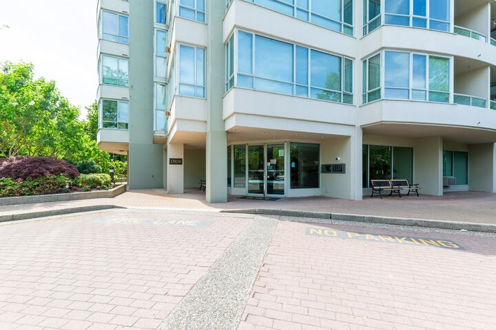 Property Photo:  15030 101 Avenue 905  BC V3R 0N3 