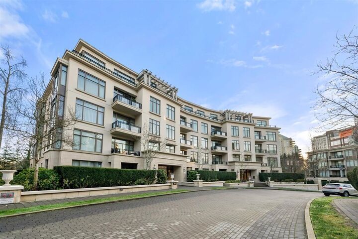 Property Photo:  568 Waters Edge Crescent 402  BC V7T 0A2 