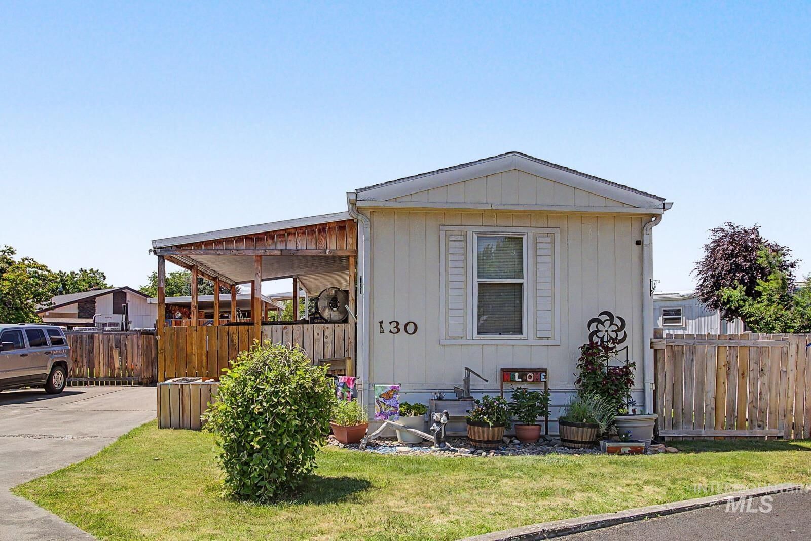 Property Photo:  2015 6th Ave 130  WA 99403 