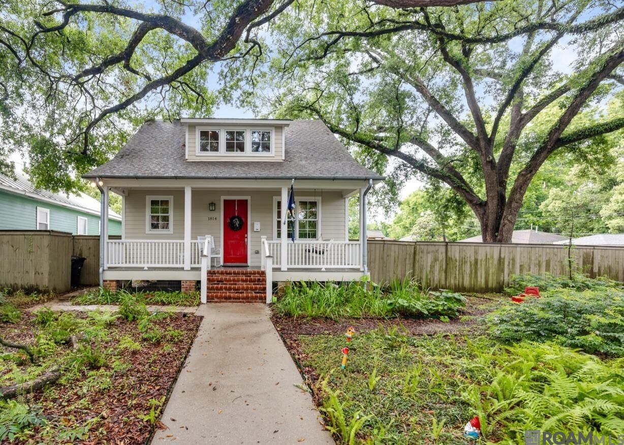 Property Photo:  1814 Wisteria St  LA 70802 