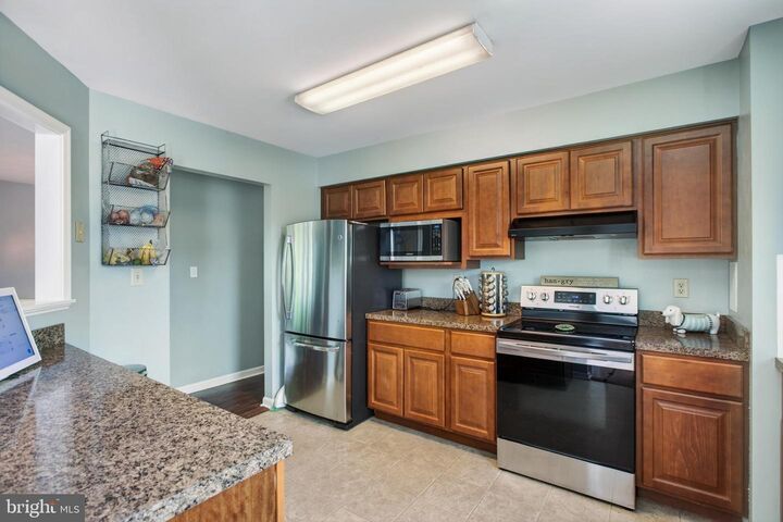 Property Photo: 102 Cromwell Court VA 22602