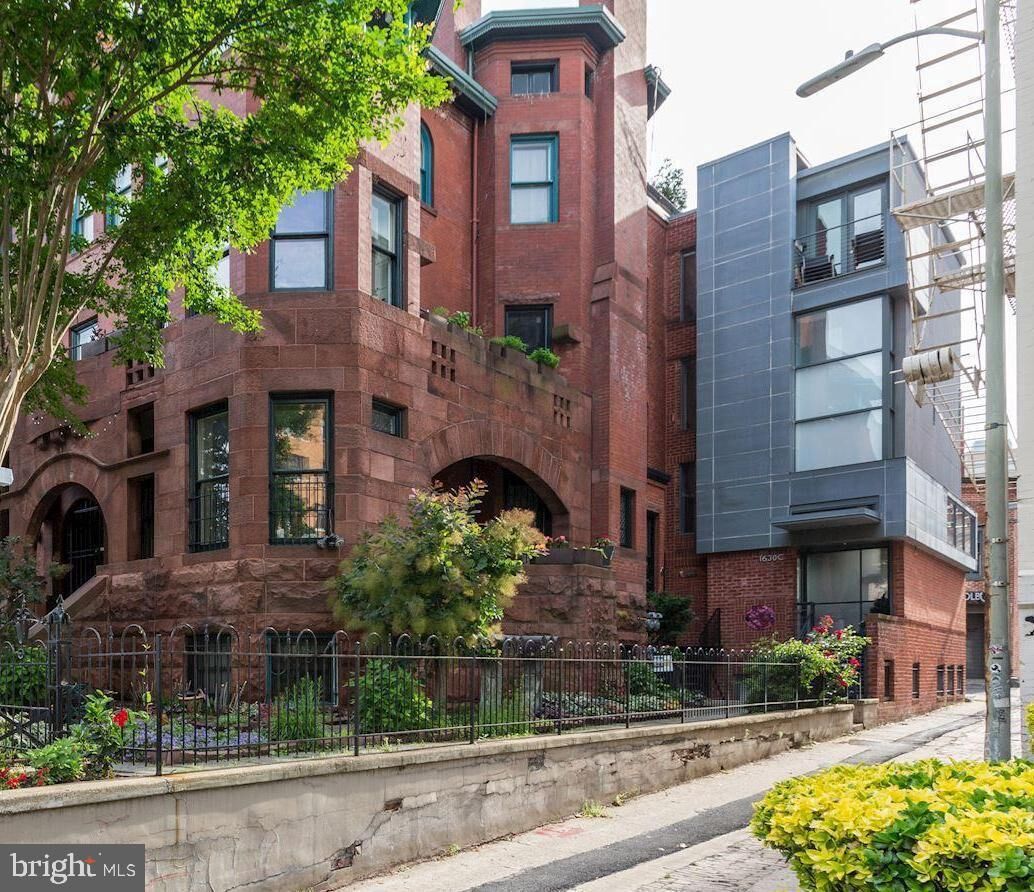 Property Photo:  1630 19th Street B NW  DC 20009 