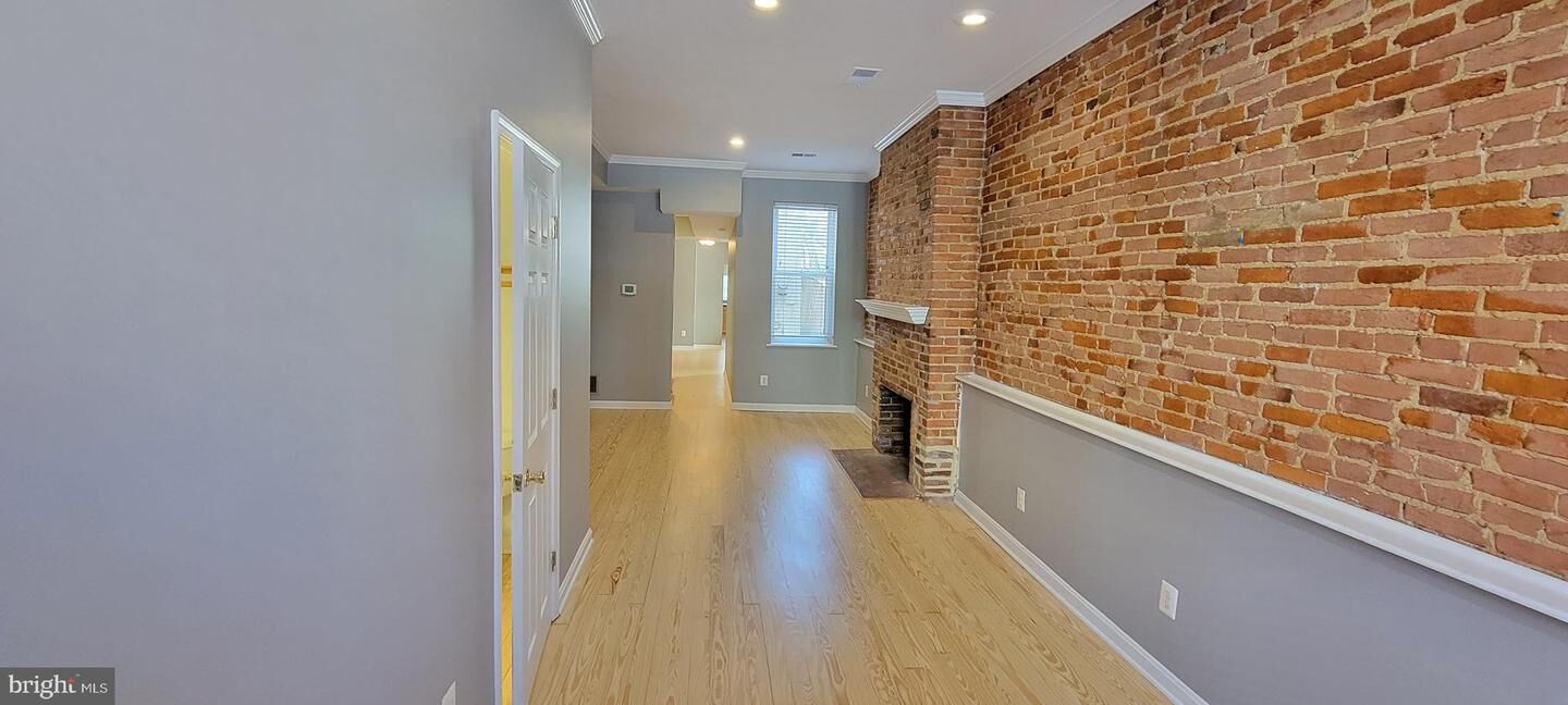 Property Photo:  926 S Hanover Street  MD 21230 