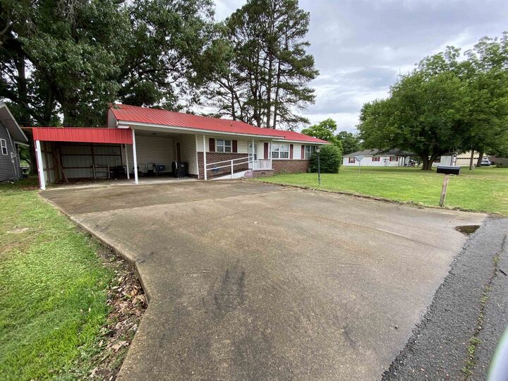 Property Photo:  704 Barbara Lane  AR 72476 