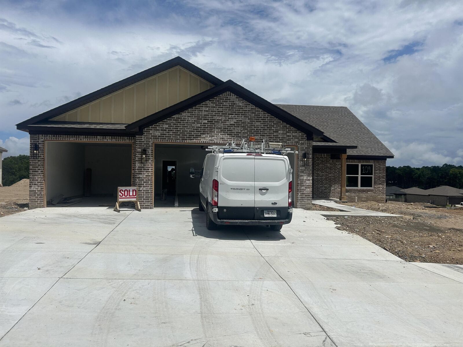 Property Photo: 5988 Midway Dr AR 72002