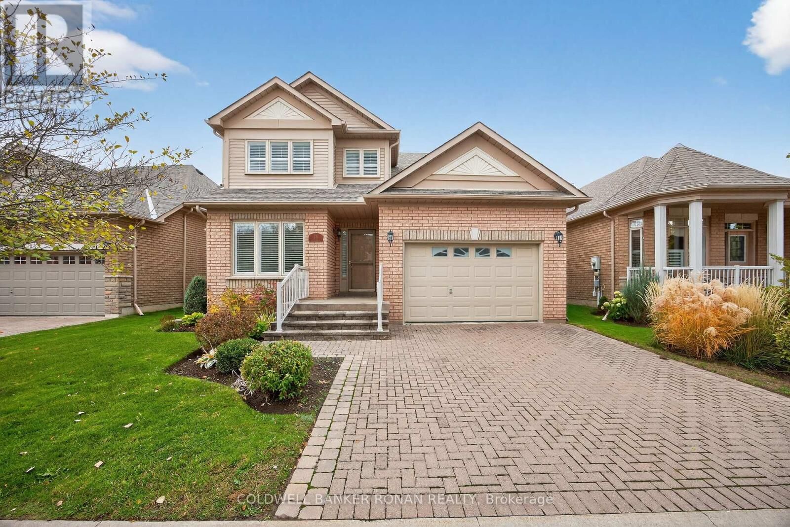 Property Photo: 14 Via Amici ON L9R 2B4