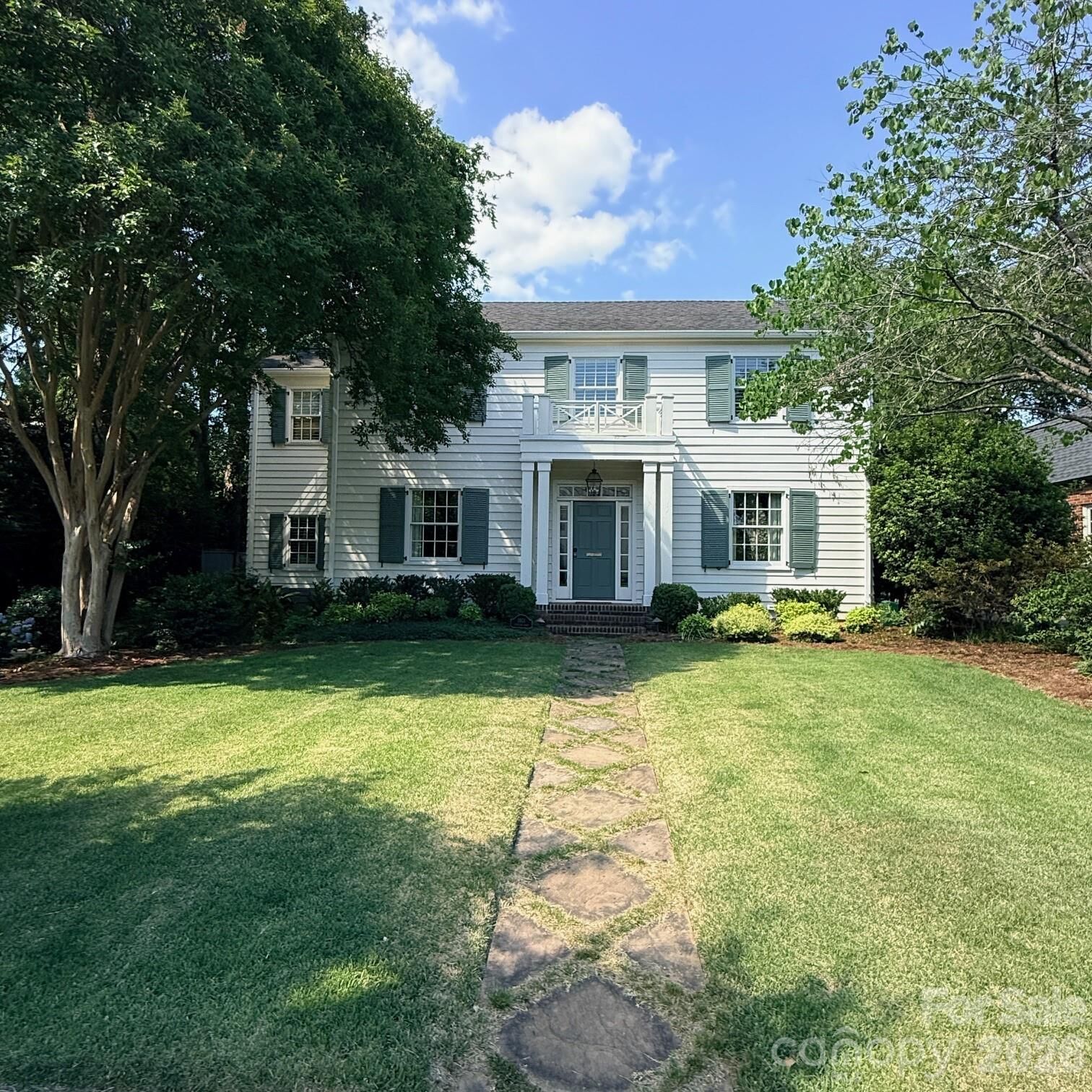 Property Photo:  1951 Sterling Road  NC 28209 
