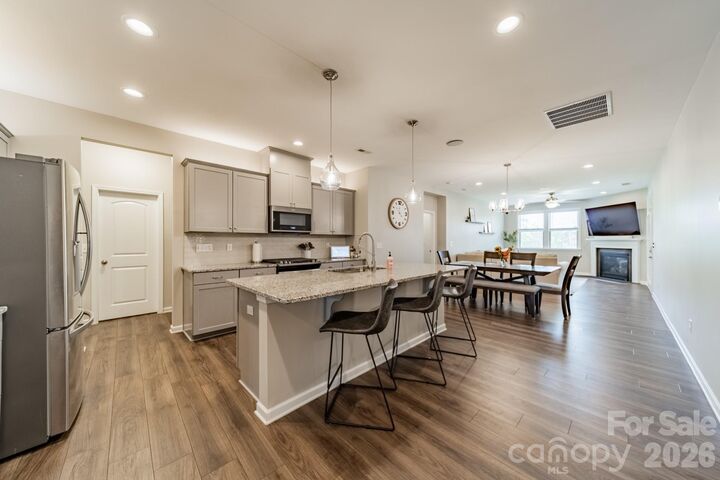 Property Photo:  12807 Heath Grove Drive  NC 28078 