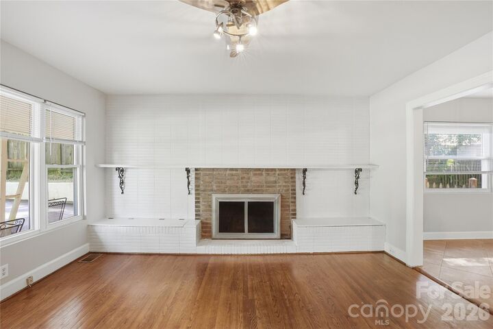 Property Photo:  25 Ridenhour Court SE  NC 28205 