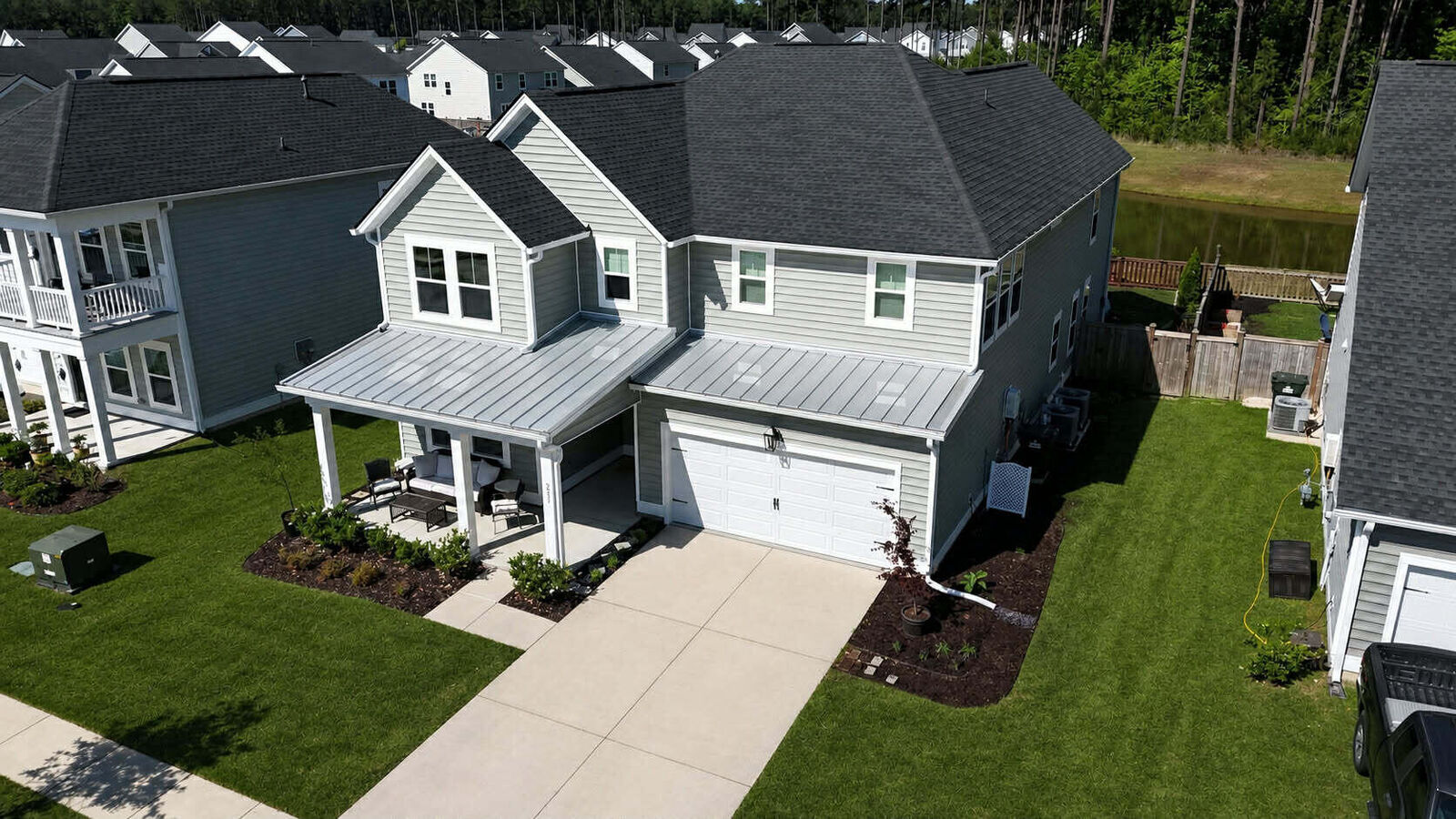 Property Photo:  233 Narrowleaf Avenue  SC 29485 