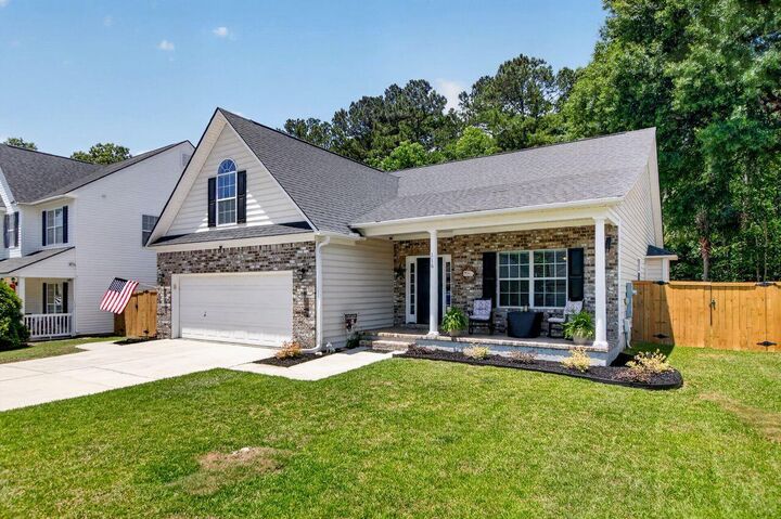 Property Photo: 116 Summer Trace Drive SC 29485