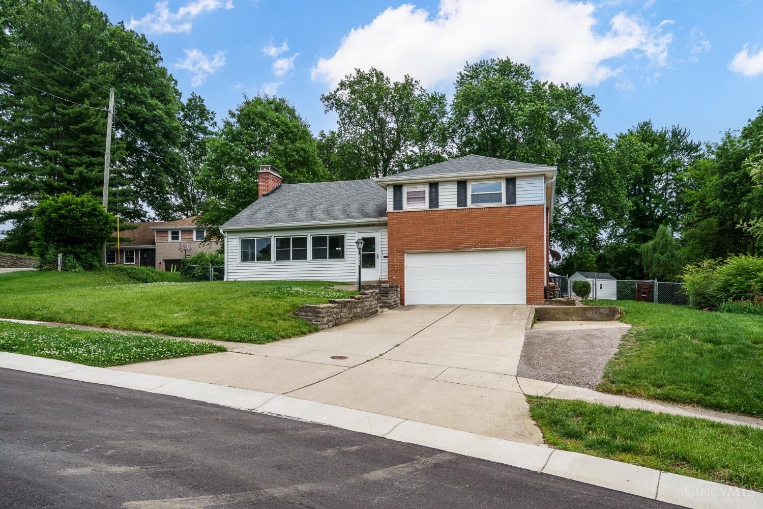 Property Photo:  1344 Plazaview Court  OH 45255 