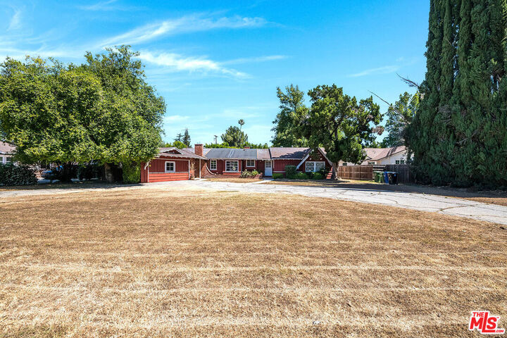 Property Photo: 22501 Victory Blvd CA 91307