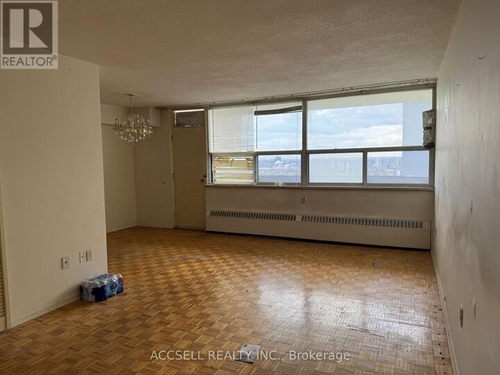 Property Photo: 1455 Lawrence Avenue West 1703 ON M6L 1B1