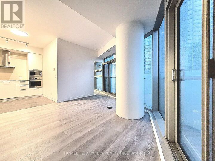 Property Photo: 14 York Street 1305 ON M5J 2Z2