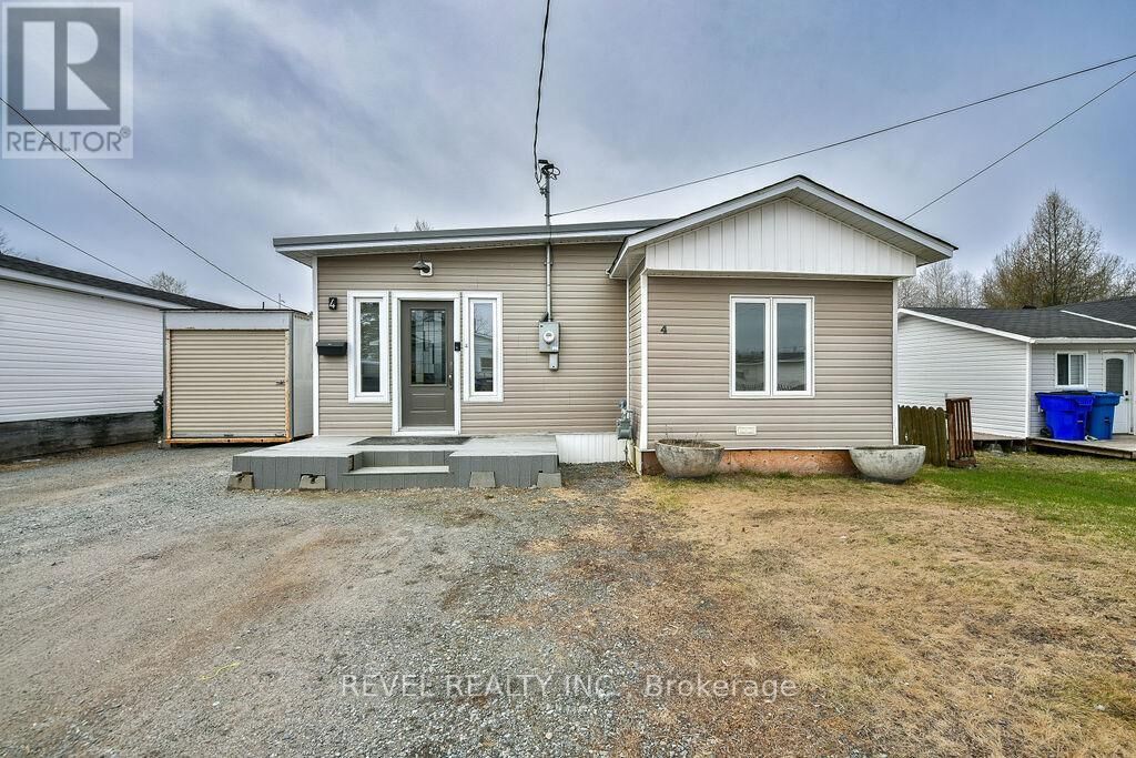 Property Photo: 4 Notre Dame ON P4R 8R6