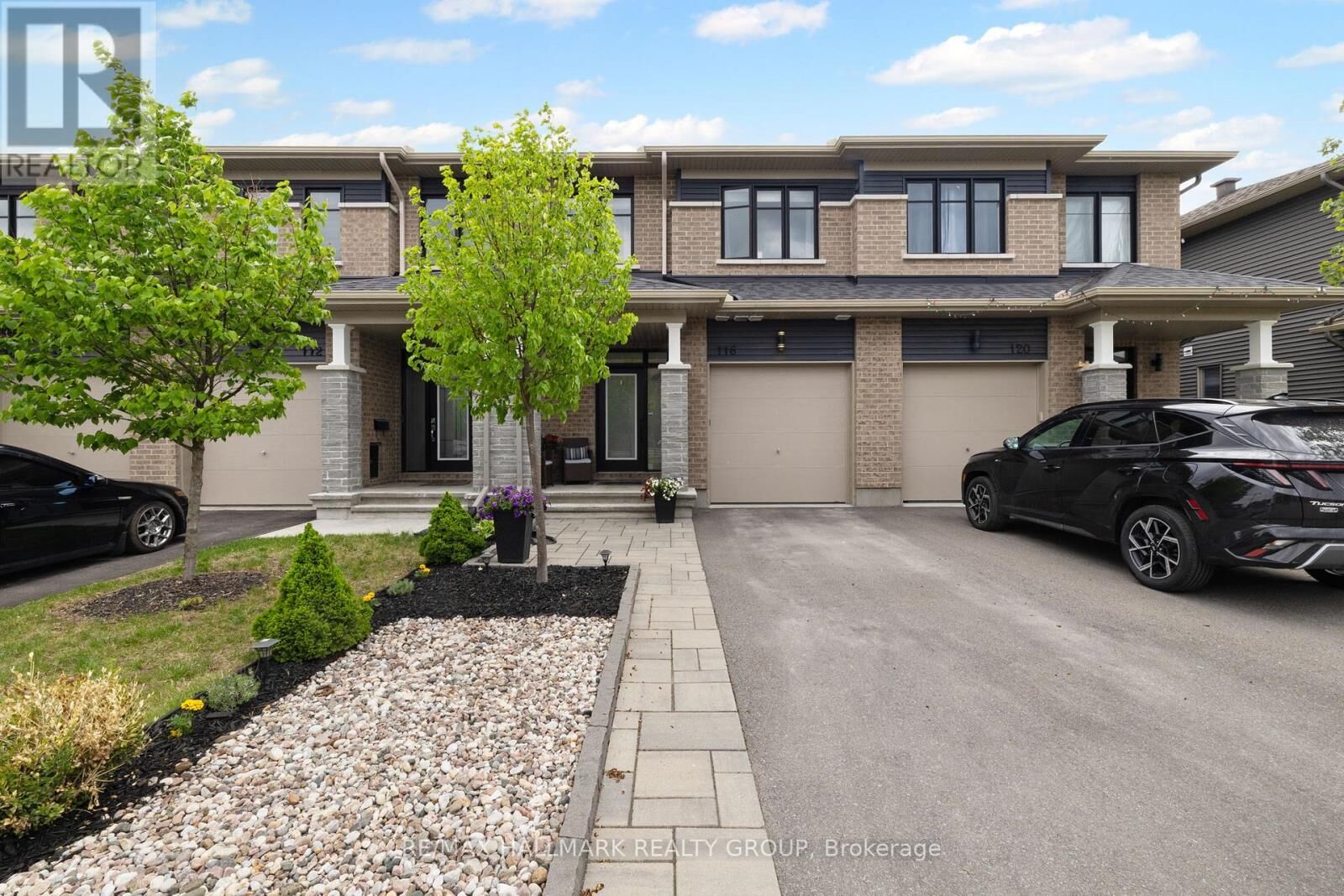 Property Photo: 116 Turquoise Street ON K4K 0L6